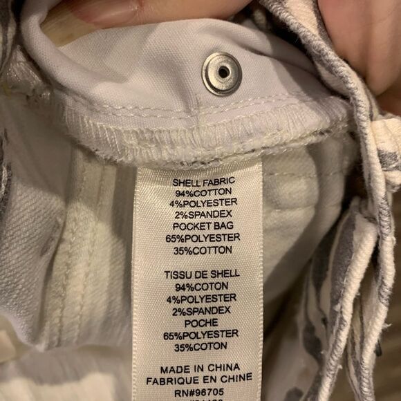 Rebecca Taylor La Vie Women’s Straight Leg Animal Print Jeans Size 27 NWOT - Picture 5 of 5